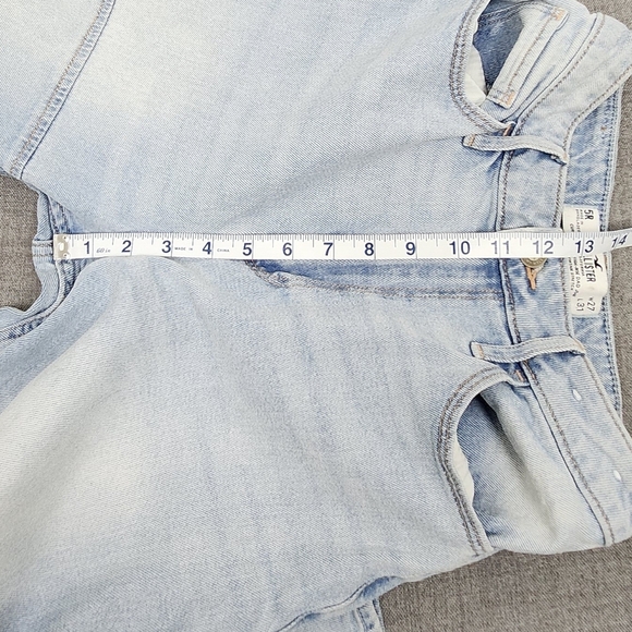 Hollister Curvy Ultra High-Rise Dad Jean Vintage Stretch. 27 - Picture 9 of 11